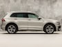 Volkswagen Tiguan 2.0 TSI 4Motion R-Line Sport 179Pk Automaat (VIRTUAL COCKPIT, NAVIGATIE, CLIMATE, GETINT GLAS, SPORTSTOELEN, PARKEERSENSOREN, ADAPTIVE CRUISE, NIEUWSTAAT)