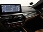 BMW 5-Serie Touring 530e M-Sport High Executive Cimate control Cruise control Navigatie Apple Carplay/ Android Auto Parkeersensoren Camera Lichtmetalen velgen Led