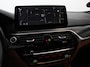 BMW 5-Serie Touring 530e M-Sport High Executive Cimate control Cruise control Navigatie Apple Carplay/ Android Auto Parkeersensoren Camera Lichtmetalen velgen Led
