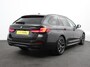 BMW 5-Serie Touring 530e M-Sport High Executive Cimate control Cruise control Navigatie Apple Carplay/ Android Auto Parkeersensoren Camera Lichtmetalen velgen Led