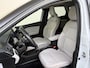 Renault Captur 1.6 E-Tech Hybrid 145 Initiale Paris btw |AUTOMAAT | Cruise & Climate Control |Beige lederen bekleding | Navigatie  | Stoel verwarming |Schuif-/kanteldak | etc etc