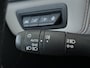 Renault Captur 1.6 E-Tech Hybrid 145 Initiale Paris btw |AUTOMAAT | Cruise & Climate Control |Beige lederen bekleding | Navigatie  | Stoel verwarming |Schuif-/kanteldak | etc etc