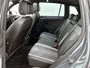 Volkswagen Tiguan 1.4 TSI eHybrid R-Line Business | Automaat | Panorama dak | Apple Carplay / Android Auto | Virtual cockpit | Adap. Cruise control | Camera | Elektrische Achterklep | Climate control | Parkeer sensoren | LED | Lichtmetalen Velgen |