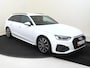 Audi A4 Avant 35 TFSI S edition Competition | Virtual cockpit Plus| Stoelverwarming | Navigatie Plus | Sfeerverlichting | 3-zone airco | Cruise control | Carplay |