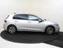 Volkswagen Golf 1.4 eHybrid | SoH 100% | Digital cockpit Pro | Bestuurdersstoel met memory | Keyless | Achteruitrijcamera | Adaptieve cruise control | Sfeerverlichting | Lane assist | Navigatie |