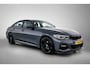 BMW 3-Serie 320i High Executive M-pakket Performance(Dealer OndH, Camera, Carplay, StoelV, Navi Prof, Etc)