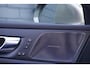 Volvo V60 2.0 B3 Inscription | BLIS | Trekhaak | Panorama-Schuifdak | Harman/Kardon Audio | Adaptieve cruise control |
