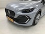 Renault Clio 1.2 TCe 115 evolution / All season banden / Navigatie pakket