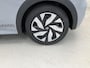 Renault Clio 1.2 TCe 115 evolution / All season banden / Navigatie pakket