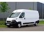 Peugeot Boxer 2.2 BlueHDi 140 L3H2 3.5t in Topstaat |Camera |Cruise |Carplay |Android auto |Airco |Betimmering |1e eigenaar |Lage KM-stand |EURO6D |BPM vrij voor ondernemers |Mooie camperbasis