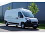 Peugeot Boxer 335 2.2 BlueHDi 165 L3H2 Premium Mobiele Werkplaats |Sortimo inrichting |Wandstroom |2 stoelen |2 airbags |Camera |Standkachel |Verwarmde stoelen |EURO6D |165 pk |1e eigenaar