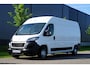 Peugeot Boxer 335 2.2 BlueHDi 165 L3H2 Premium Mobiele Werkplaats |Sortimo inrichting |Wandstroom |2 stoelen |2 airbags |Camera |Standkachel |Verwarmde stoelen |EURO6D |165 pk |1e eigenaar