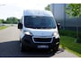 Peugeot Boxer 335 2.2 BlueHDi 165 L3H2 Premium Mobiele Werkplaats |Sortimo inrichting |Wandstroom |2 stoelen |2 airbags |Camera |Standkachel |Verwarmde stoelen |EURO6D |165 pk |1e eigenaar