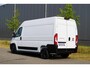 Fiat Ducato 35 2.2 MultiJet L2H2 Nieuwstaat |BPM vrij! |140 pk |3500 KG |Luxe uitvoering |Camera |Cruise |Navi |Groot scherm |2e airbag |Reservewiel |Climate control