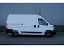 Fiat Ducato 35 2.2 MultiJet L2H2 Nieuwstaat |BPM vrij! |140 pk |3500 KG |Luxe uitvoering |Camera |Cruise |Navi |Groot scherm |2e airbag |Reservewiel |Climate control