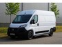 Fiat Ducato 35 2.2 MultiJet L2H2 Nieuwstaat |BPM vrij! |140 pk |3500 KG |Luxe uitvoering |Camera |Cruise |Navi |Groot scherm |2e airbag |Reservewiel |Climate control