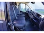 Peugeot Boxer 335 2.2 BlueHDi 140 L3H2 Premium in Topstaat |1e eigenaar |Camera |Cruise |Navi |Airco |Metallic |3500 KG |EURO6D |BPM voordeel! |Lage km-stand