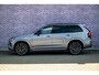 Volvo XC90 2.0 T8 Plug-in hybrid AWD Ultra Dark Executive Edition | Heico Body Kit | Selected Level | Spacers | Black Pack Luchtvering | Gelaagd Glas | Bowers & Wilkins | Massage & Ventilatie Stoelen | Panoramadak |