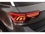 Volkswagen T-Roc 1.5 TSI 150pk DSG Life Edition Trekhaak Camera Stoelverwarming Keyless Navigatie