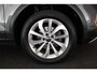Volkswagen T-Roc 1.5 TSI 150pk DSG Life Edition Trekhaak Camera Stoelverwarming Keyless Navigatie