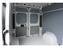 Fiat Ducato 2.2 MultiJet 180 L2H2 3.5t Automaat |Adaptive Cruise |Camera en digitale binnenspiegel |Standkachel |2 stoelen |2 airbags |Trekhaak |Stoelverwarming |Parkeersensoren voor en achter