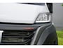 Fiat Ducato 2.2 MultiJet 180 L2H2 3.5t Automaat |Adaptive Cruise |Camera en digitale binnenspiegel |Standkachel |2 stoelen |2 airbags |Trekhaak |Stoelverwarming |Parkeersensoren voor en achter