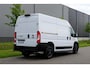 Fiat Ducato 2.2 MultiJet 180 L2H2 3.5t Automaat |Adaptive Cruise |Camera en digitale binnenspiegel |Standkachel |2 stoelen |2 airbags |Trekhaak |Stoelverwarming |Parkeersensoren voor en achter