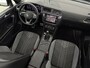 Volkswagen Tiguan 1.5 TSI R-Line Dolphin Grey | Black Style | Pano | Sfeer | Virtual | Cruise | Carplay | Parkeersens. | Keyless