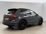 Volkswagen Tiguan 1.5 TSI R-Line Dolphin Grey | Black Style | Pano | Sfeer | Virtual | Cruise | Carplay | Parkeersens. | Keyless