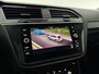 Volkswagen Tiguan 1.5 TSI R-Line Dolphin Grey | Black Style | Pano | Sfeer | Virtual | Cruise | Carplay | Parkeersens. | Keyless