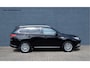 Mitsubishi Outlander 2.4 PHEV Intense+ Afneembare trekhaak, Schuifdak, Apple carplay