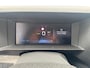 Peugeot e-Expert GB EV L2 75kWh 136pk | NAVI | APPLE CARPLAY / ANDROID AUTO | PARKEERSENSOREN VOOR EN ACHTER | CAMERA | DODEHOEKBEW. | MISTLAMPEN | LICHT + REGENSENSOR | AUTOMATISCHE VERLICHTING | DIGITAL COCKPIT |