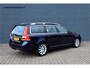 Volvo V70 2.0 T4 Polar+ Leer Memory Trekhaak Schuifdak Standkachel