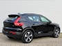Volvo XC40 2.0 B4 Plus Dark Automaat / Trekhaak / All-seasonbanden / 19" velgen / Verwarmd voorruit