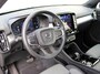 Volvo XC40 2.0 B4 Plus Dark Automaat / Trekhaak / All-seasonbanden / 19" velgen / Verwarmd voorruit