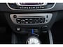 Renault Megane Estate 1.2 TCe Limited | 56.000KM NAP LOGISCH!! | Trekhaak | Climate | Parkeersensoren |