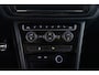 Volkswagen Touran 1.5 TSI Comfortline Business 5p | Wegklapbare Trekhaak | CarPlay | 3-Zone climate | Parkeersensoren | Navigatie