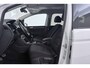 Volkswagen Touran 1.5 TSI Comfortline Business 5p | Wegklapbare Trekhaak | CarPlay | 3-Zone climate | Parkeersensoren | Navigatie