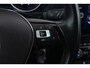 Volkswagen Touran 1.5 TSI Comfortline Business 5p | Wegklapbare Trekhaak | CarPlay | 3-Zone climate | Parkeersensoren | Navigatie