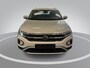 Volkswagen T-Roc 1.5 TSI 150pk DSG Style · Apple/Android Car Play · Parkeer assistent · Stoelverwarming · Sportstoelen · Sfeerverlichting ·