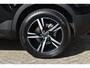 Volvo XC40 B4 Plus Dark | Trekhaak | Allseason banden | Verwarmbare voorstoelen en stuurwiel | Premium audio by Harman Kardon | Apple carplay/Android auto | Verwarmbare voorruit