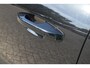 Volvo XC40 B4 Plus Dark | Trekhaak | Allseason banden | Verwarmbare voorstoelen en stuurwiel | Premium audio by Harman Kardon | Apple carplay/Android auto | Verwarmbare voorruit