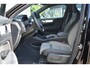 Volvo XC40 B4 Plus Dark | Trekhaak | Allseason banden | Verwarmbare voorstoelen en stuurwiel | Premium audio by Harman Kardon | Apple carplay/Android auto | Verwarmbare voorruit