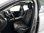 Volvo XC60 T6 Plug-in hybrid AWD Ultra Dark | SOH 100% | Panoramadak | 360° camera | Harman Kardon | Head-up Display | Stoel- en Stuurverwarming | Trekhaak
