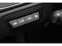Renault Captur 1.6 E-Tech Plug-in Hybrid 160 Business | Camera | Trekhaak | Climate control | SoH 93,3% | Cruise control | LED |