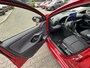 Toyota Yaris 1.5 Hybrid 115 DYNAMIC NIEUW DIRECT LEVERBAAR! STOEL/STUURVERW 17'' LM-VELGEN BLIND SPOT KEYLESS CLIMA APPLE/ANDROID PARK-SENSOREN