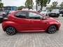 Toyota Yaris 1.5 Hybrid 115 DYNAMIC NIEUW DIRECT LEVERBAAR! STOEL/STUURVERW 17'' LM-VELGEN BLIND SPOT KEYLESS CLIMA APPLE/ANDROID PARK-SENSOREN