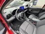 Toyota Yaris 1.5 Hybrid 115 DYNAMIC NIEUW DIRECT LEVERBAAR! STOEL/STUURVERW 17'' LM-VELGEN BLIND SPOT KEYLESS CLIMA APPLE/ANDROID PARK-SENSOREN