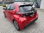 Toyota Yaris 1.5 Hybrid 115 DYNAMIC NIEUW DIRECT LEVERBAAR! STOEL/STUURVERW 17'' LM-VELGEN BLIND SPOT KEYLESS CLIMA APPLE/ANDROID PARK-SENSOREN