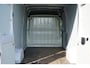 Fiat Ducato 35H 2.3 MultiJet L3H2 in Topstaat |Grijs |160 pk |Volautomatische versnellingsbak |Camera |Cruise |Navi |Trekhaak |Climate control |1e eigenaar |3500 KG